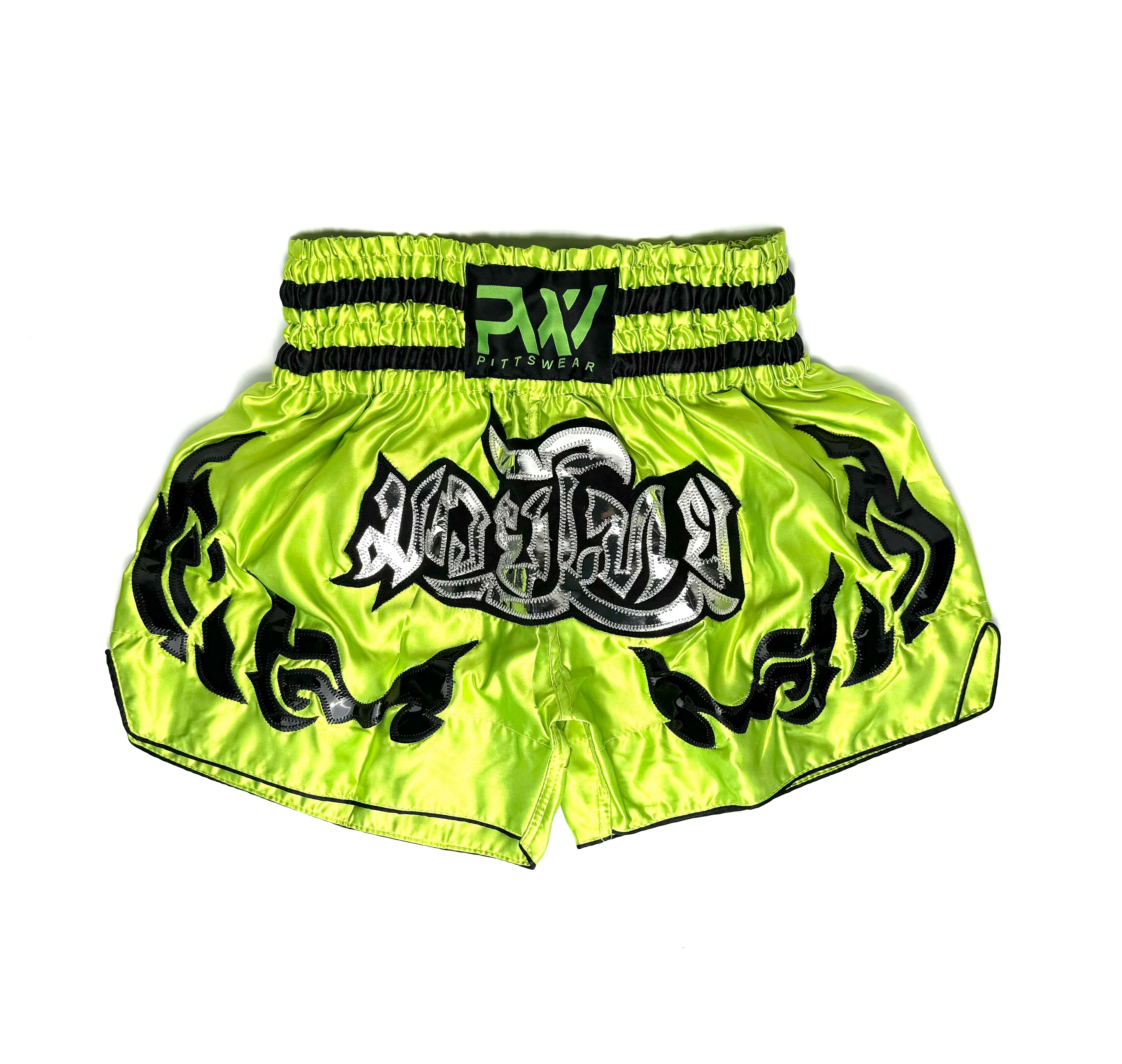 Thaibox Shorts in Hellgrün von PittsWear, aus strapazierfähigem und atmungsaktivem Material mit elastischem Bund und verstellbarem Kordelzug